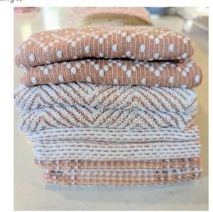 Town & Country Living 8 Pack Organic Kitchen Towels (17' x 28')